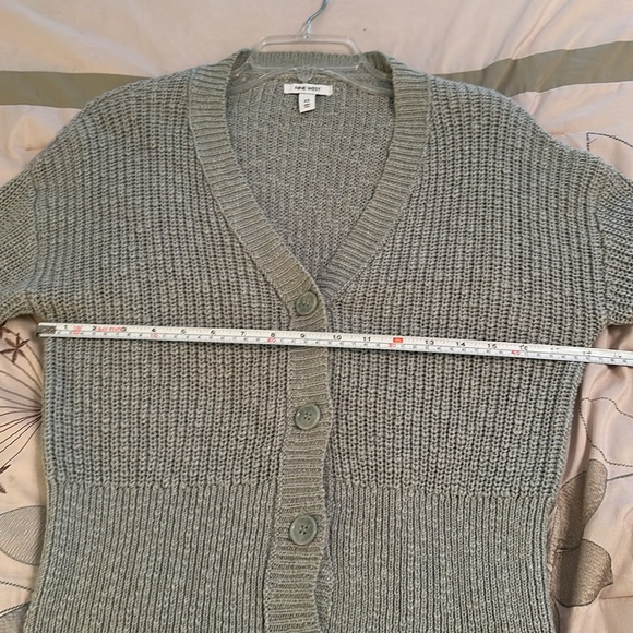 Nine West v neck cardigan sweater XS - Picture 4 of 7